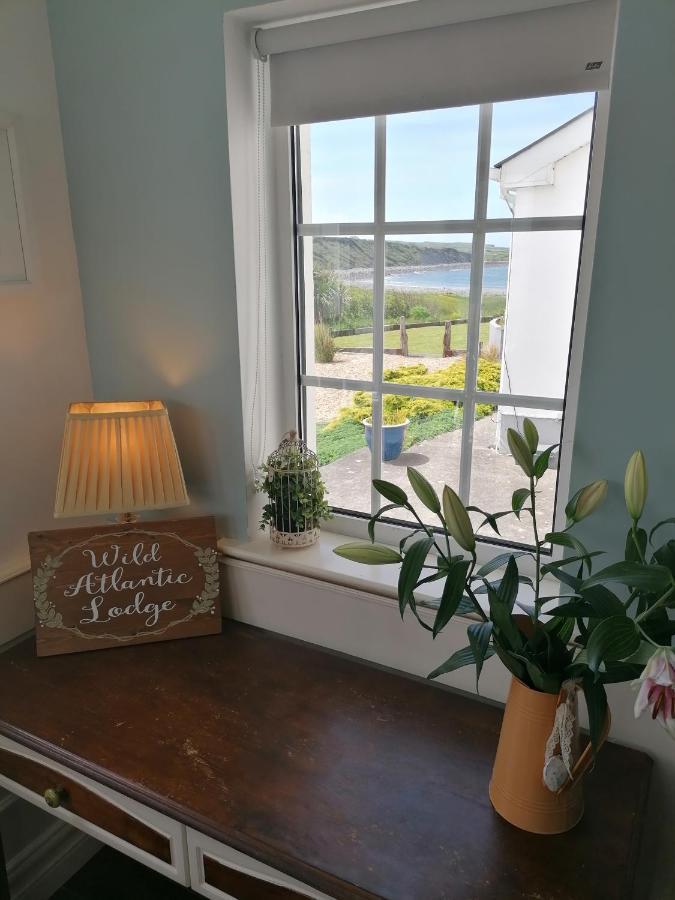 Wild Atlantic Lodge Bed & Breakfast 拉辛赫 外观 照片