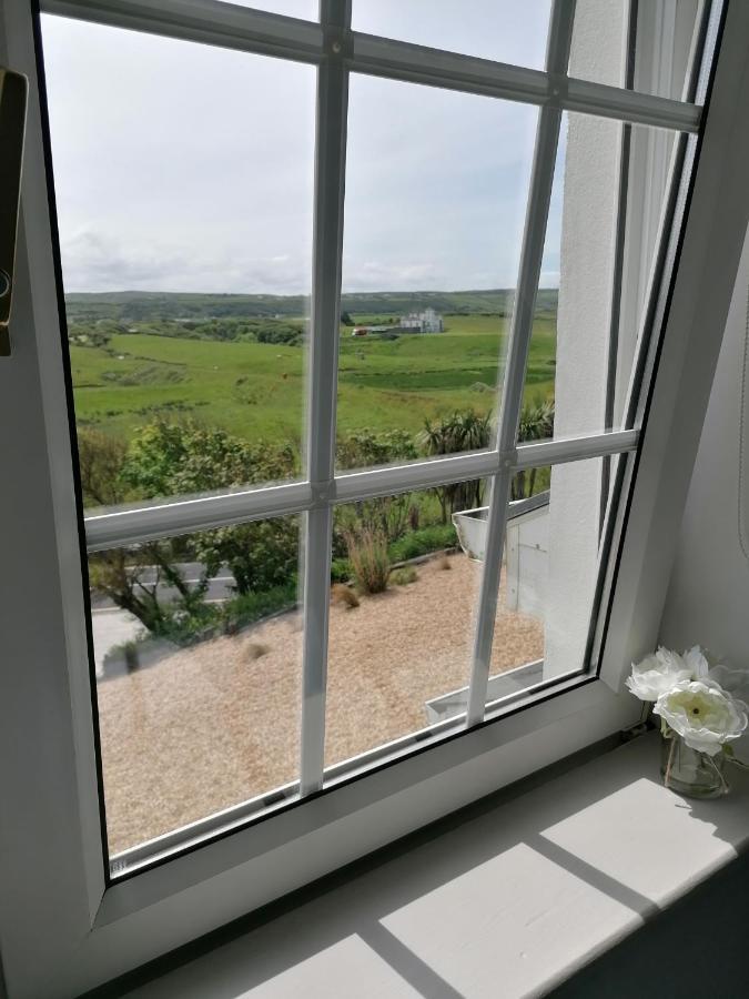 Wild Atlantic Lodge Bed & Breakfast 拉辛赫 外观 照片